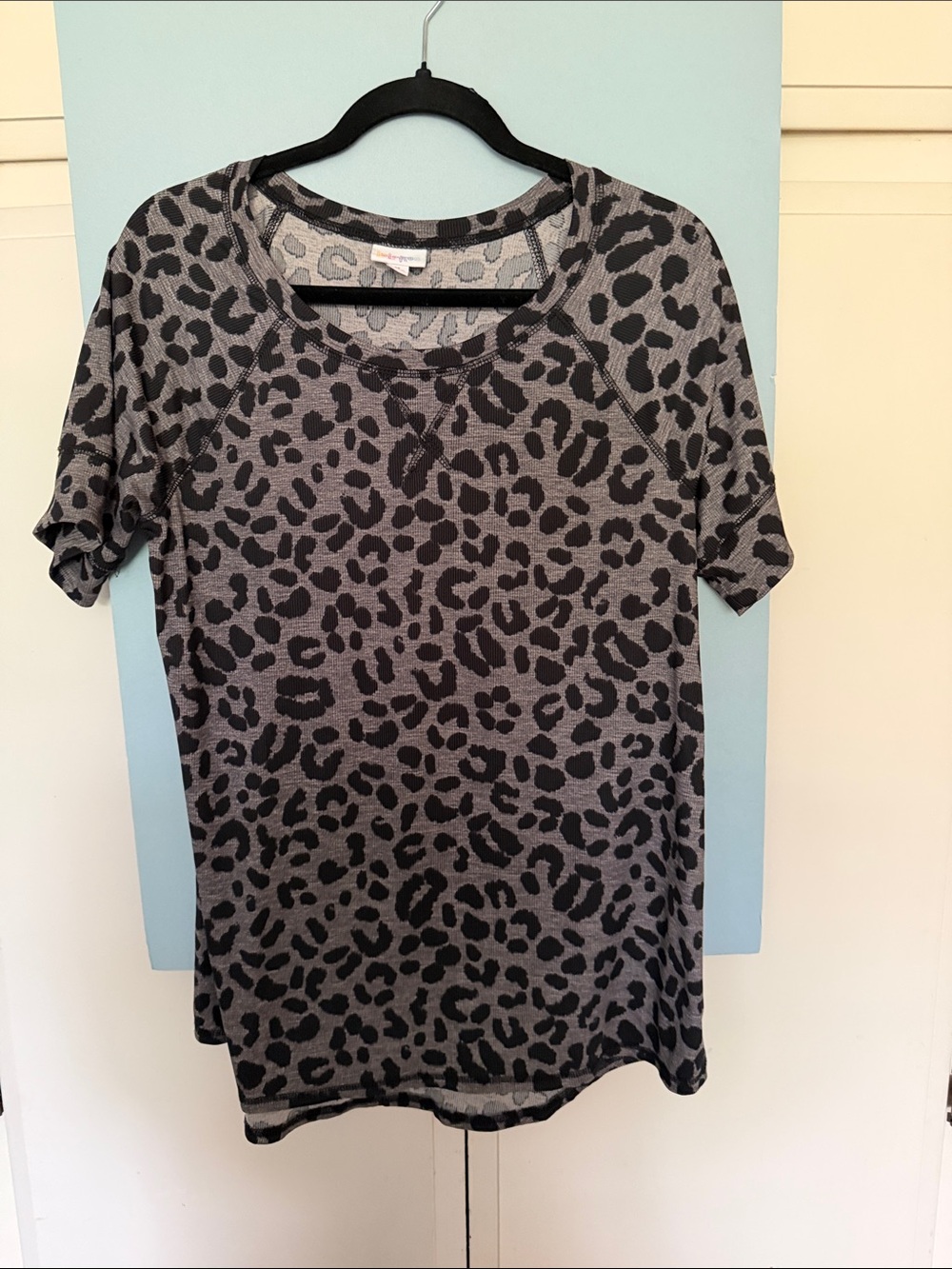 LuLaRoe Black and Gray Leopard Short Sleeve Tee